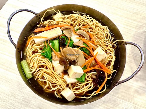 Crispy Noodles 🍜   at Green Vegetarian 三德 - YewTee in West Singapore