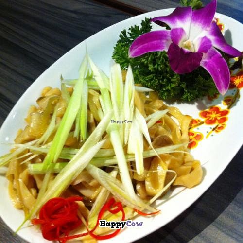 Mushroom appetizer at Jujube Tree in Kaohsiung