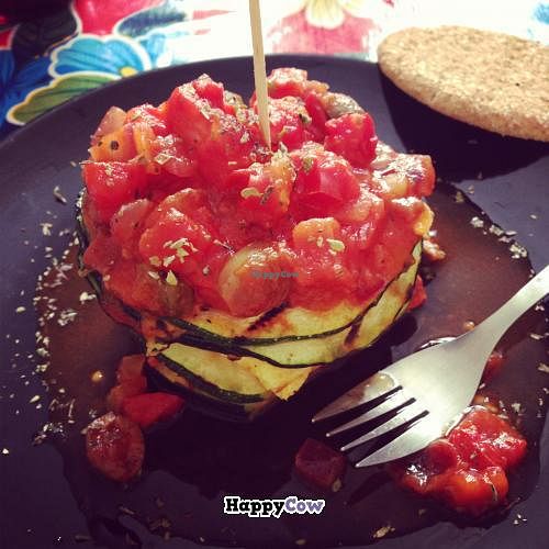 milhojas de calabacin y tomates at Quinoa in Barcelona
