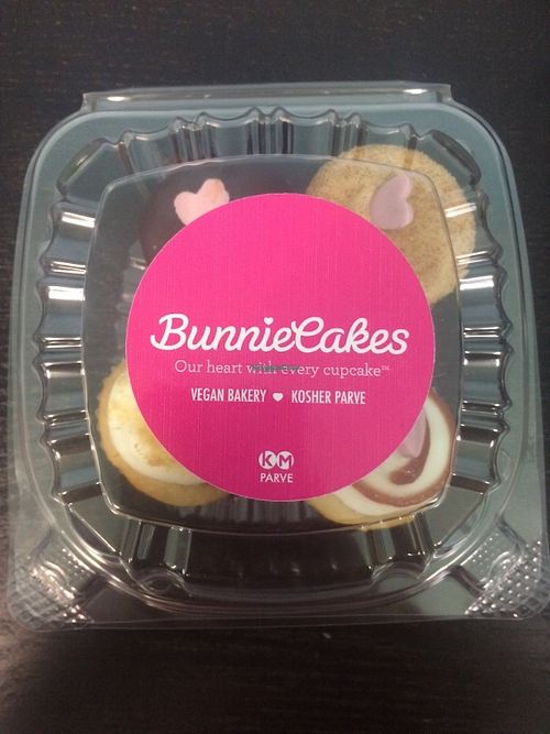 ALL VEGAN!! at Bunnie Cakes in Doral