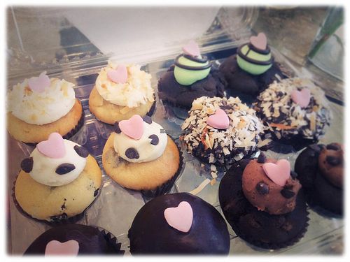 Cupcakes! at Bunnie Cakes in Doral