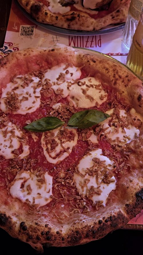 Margherita vegana with dried onion at Pizzium - Ferrara in Ferrara