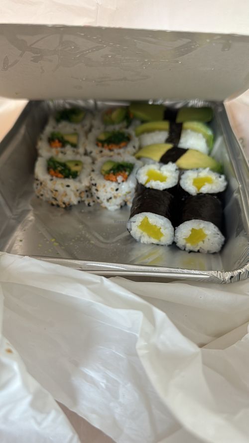 Vegan sushi in a non vegan place- takeaway only  at Sushi Gyoza  in Figueres