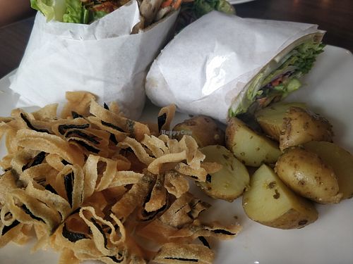 Tempeh (sh)room Wrap at WellSmoocht in West Singapore