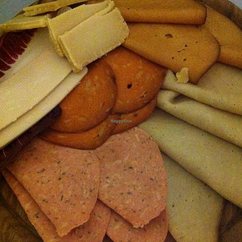 vegan salami and cheese platter at Ratatouille in Turin