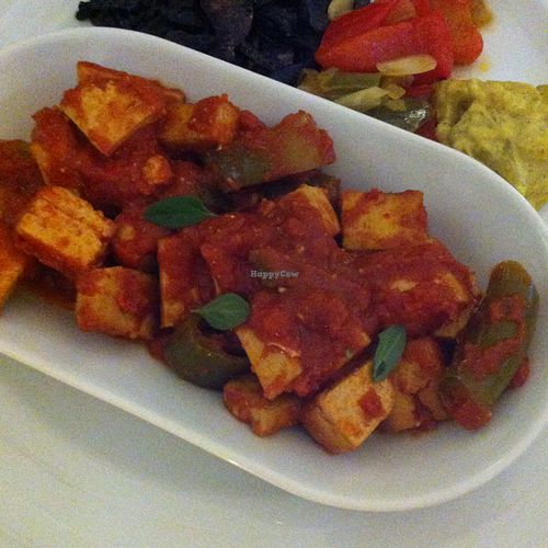 hot chili tofu at Ratatouille in Turin
