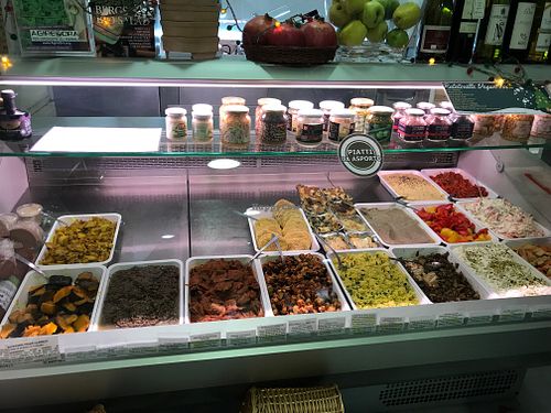 Deli at Ratatouille in Turin