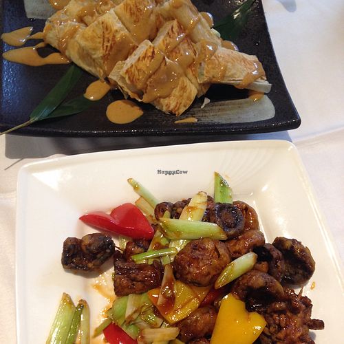 red bean curs with sesame sauce + fried mushrooms at Yang Shin 養心茶樓 in Taipei