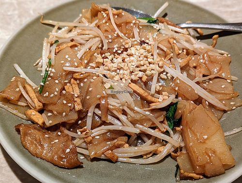 Stir fried flat noodles #Veganuary at Yang Shin 養心茶樓 in Taipei