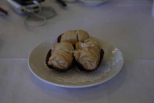 Deep Fried Pastry with Shredded Turnip (vegan) at Yang Shin 養心茶樓 in Taipei