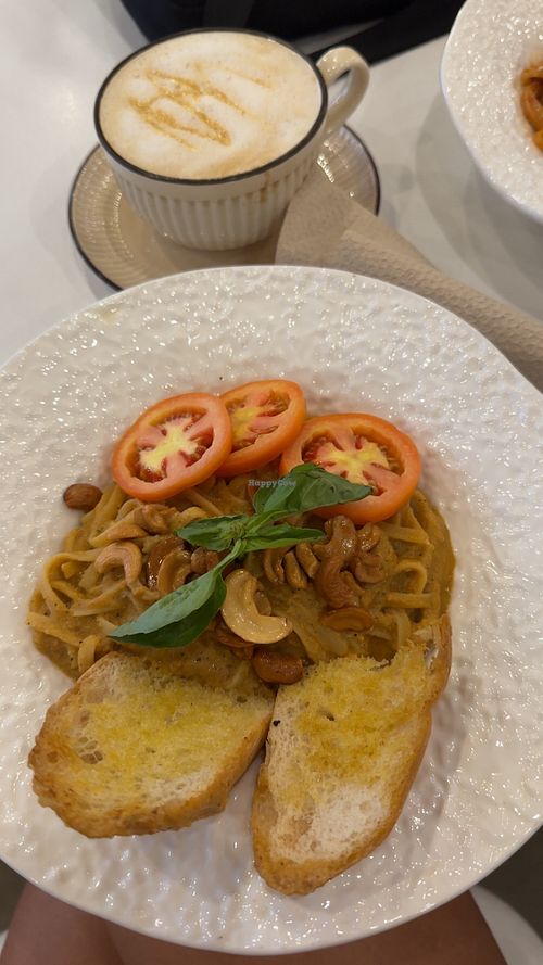 Cashew tomato pasta and biscoff cream latte   at DAYŌ Cafe in Coron