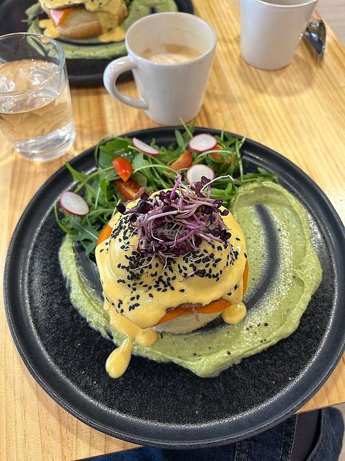 Vegan Eggs Benedict at Asante in Barcelona