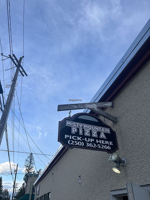 Sign   at Misty Mountain Pizza in Rossland