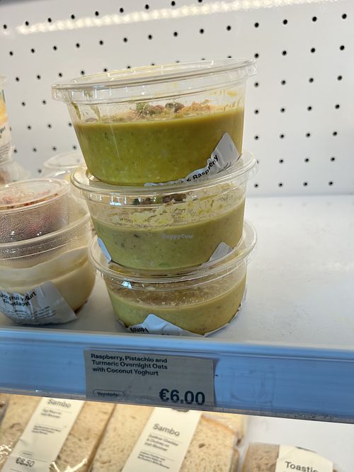 Vegan overnight oats  at DUB - Cloud Picker - T2 in Dublin