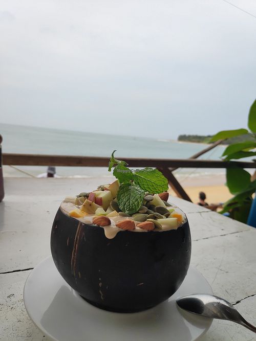 Choco smoothie bowl at Arugambay Surf Resort in Arugam Bay