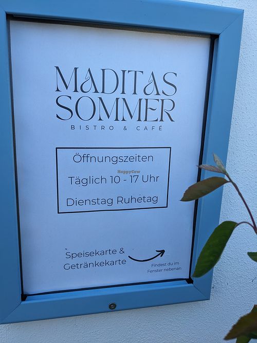Öffnungszeiten at Maditas Sommer in Hiddensee