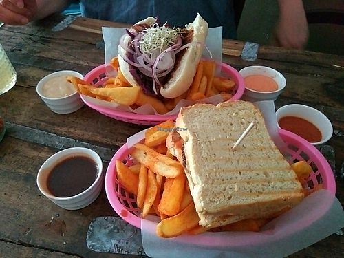 Meatball sandwich and pulled mushroom burger at Chaostheorie in Berlin