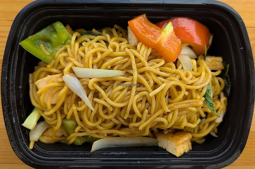 Yakisoba with tofu at Phi Phi Island in Portland