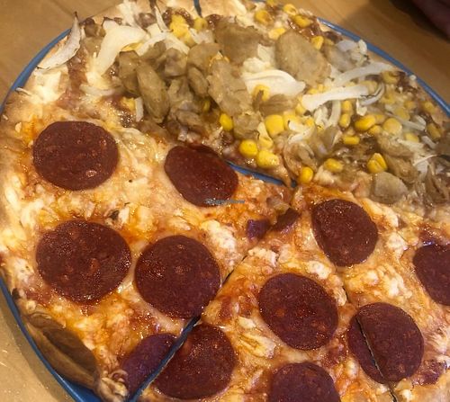 Tony Veggeroni + Varbacoa Heura  at Domino's Pizza - Maybe closed in Valencia