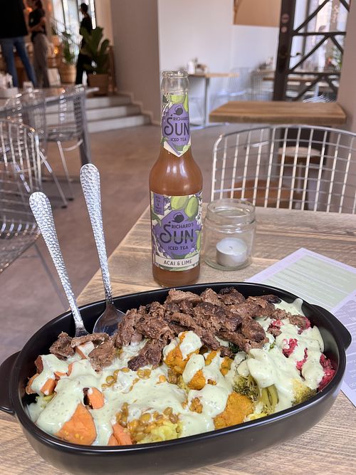 Build your own bowl   at Gustav Grün    in Hamburg