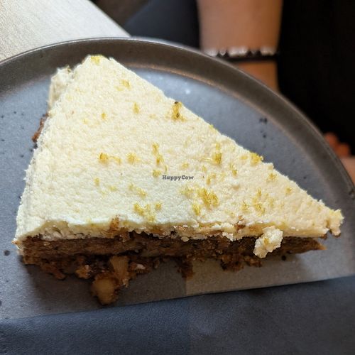 Karottenkuchen at Kiwi Corner  in Mainz