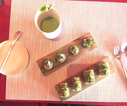 .  at blooms in Zurich