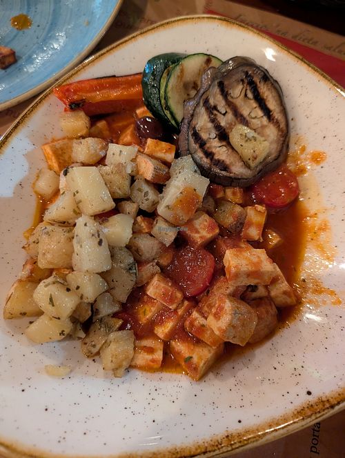 Vegan Tofu dish - No Pizza, No Pasta 😊 at L'alternativa by Orsetto in Liscia Di Vacca