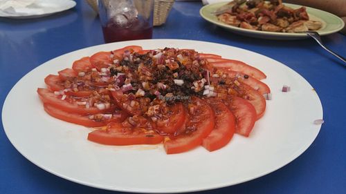 Vegan tomato and lentil salad  at Habanita in Sevilla