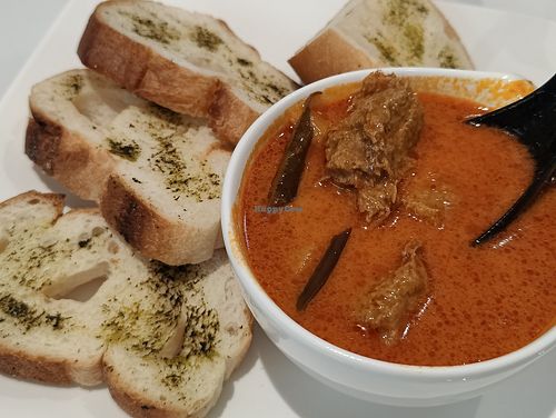 Curry French loaf (nice) at Veggie House 一芳 - Orchard in Central Singapore