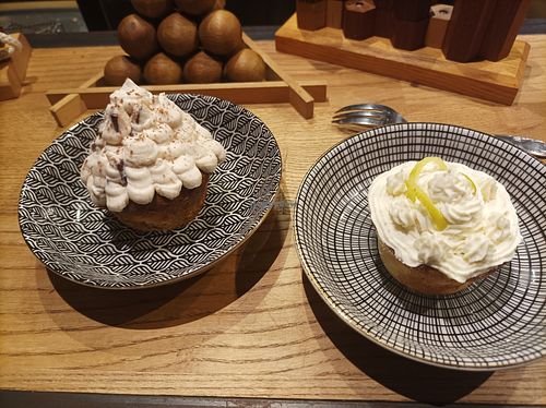 Cup cakes at L'Engrenage Café in Aurillac