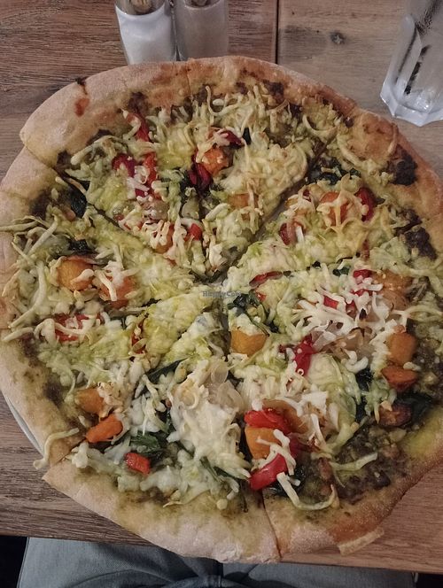 Vegan pizza at Lakeside Village Tavern in Raymond Terrace