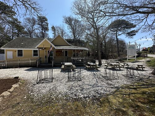 Side seating  at Pico's Taco Shack in Brewster