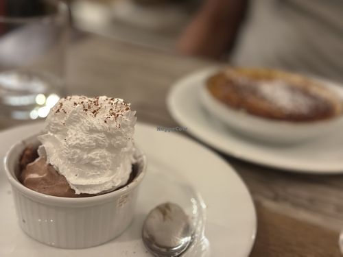Crème brûlée aux abricots & Mousse au chocolat  at Le Potager du Marais - Saint Paul in Paris