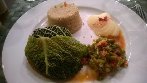 Cabbage roll with quinoa, pears and green beans at Le Potager du Marais - Saint Paul in Paris