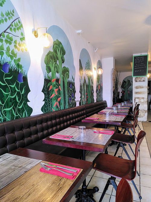 Eat-in space at Le Potager du Marais - Saint Paul in Paris