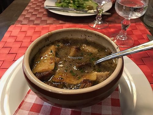 Amazing Vegan French Onion Soup at Le Potager du Marais - Saint Paul in Paris