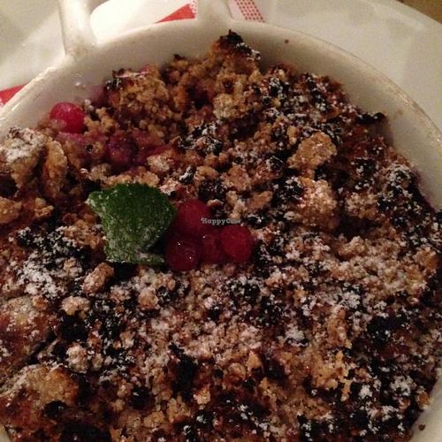 berry crumble  at Le Potager du Marais - Saint Paul in Paris