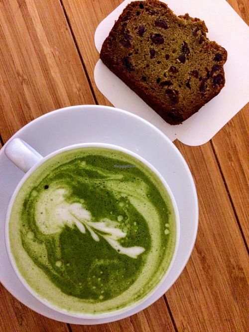Soy matcha latte & vegan matcha cranberry cake at Green Bear Coffee - La Canebiere in Marseille