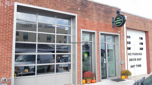 The Loaded Bowl
We visited this Vegan Restaurant for the first time on Oct 3, 2017
Bought Lunch & Dinner at the Loaded Bowl in Oklahoma City, OK

Cashew Cheese & Macaroni with fake-meat BBQ
And veggie nachos
The nachos were very good, ill order those again (and we will be back in OKC)

More pictures
http://whatdoyoueatthen.com/the-loaded-bowl-oklahoma-city-ok/

The other, well i should have read the menu better, i saw cashew nut cheese & macaroni and not the BBQ part... i hate BBQ and i dont like fake-meat at all, any flavor, so there was no way i was gonna like half this meal
I ate it, and this was prob made well. But, just not my taste

The deserts... got a huge rice crispy thing with chocolate on top, took three days to eat

Well, they had a few day old things marked down, so that always catches my attention. .. i grabbed a strawberry & black pepper (yes black pepper) scone. .. it was awesome !!! Try new things, this was great, dry, sweet scone, with strawberry flavor and a warm black pepper after flavor, wow.. i would have never known that could be a thing, very good, try it

Glad to have a vegan option when we are in town for the museum or passing through to Tulsa
#OklahomaVegan
#OklahomaCityVegan
#CashewNutCheese
#WhatDoYouEatThen at The Loaded Bowl in Oklahoma City