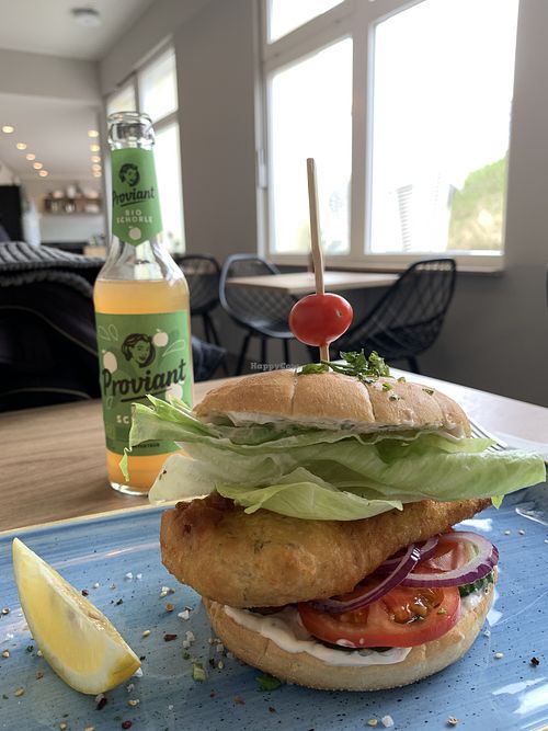 Veganes Backfischbrötchen  at Fischerstube in Wangerooge