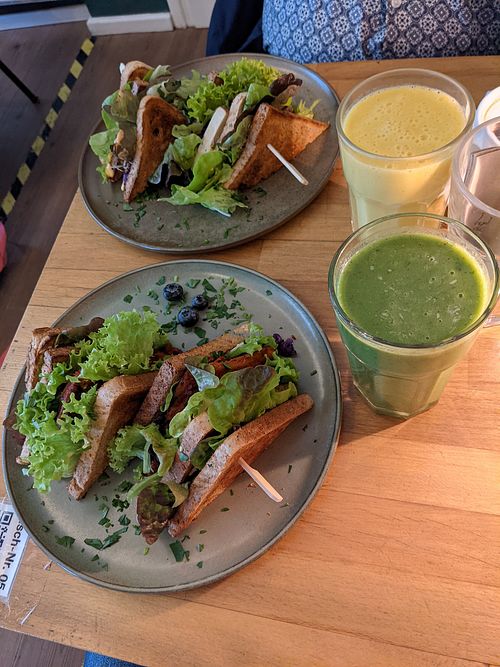 Club sandwich at HappenPappen in Hamburg