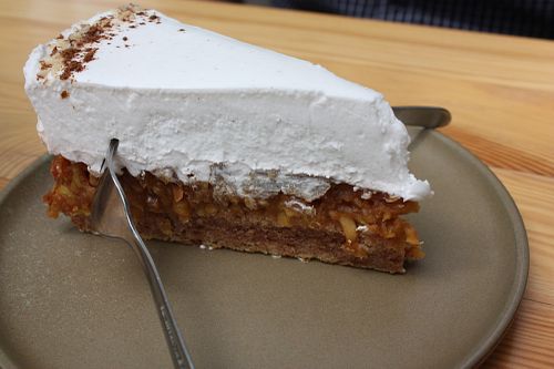 apple pie at HappenPappen in Hamburg