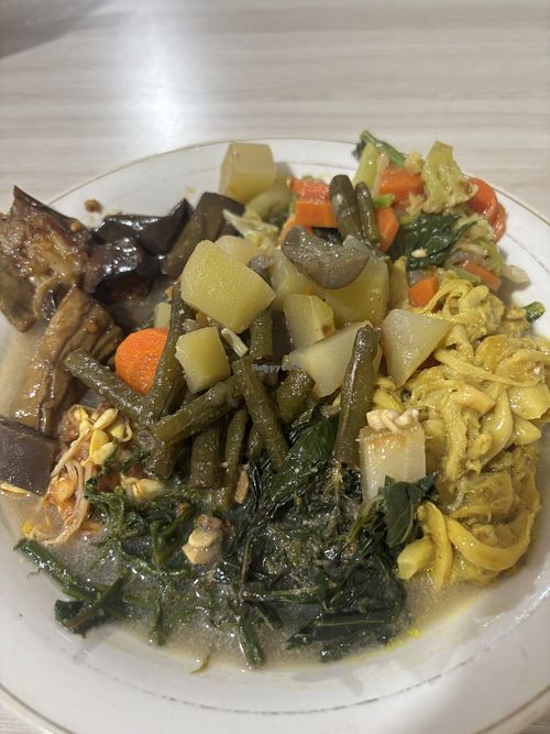 All sorts of veggies   at Warung Makan Sunda Ibu Heri in Ungasan