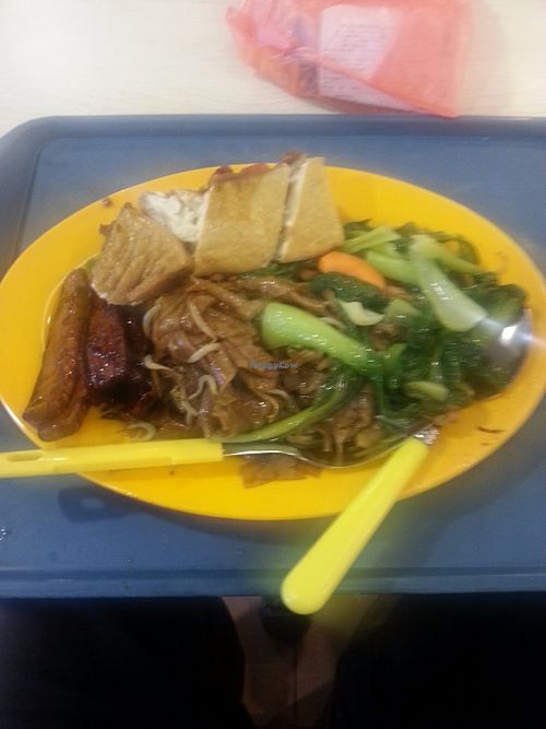 PPC basement: noodles, tofu, mock-meat, veggies at Kwan Inn Vegetarian 观音斋 - Chinatown in Central Singapore