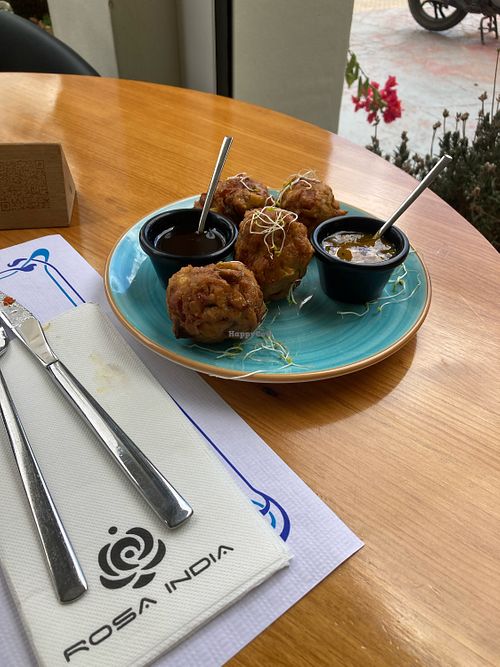 Pakoras  at Rosa India in Ibiza