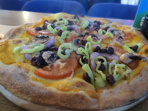 Vegan pizza at Tucan in Neos Marmaras