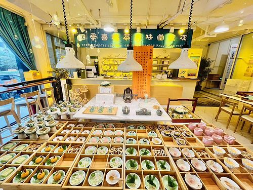 Desserts! at Loujiashan Museum in Shanghai