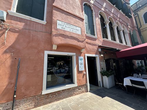 outside  at Super ZaZa in Venice