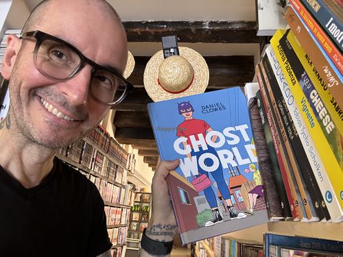 comics  at Super ZaZa in Venice