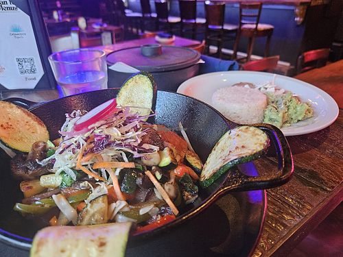 Veggie fajitas at Senoritas Cantina - Dearborn in Chicago